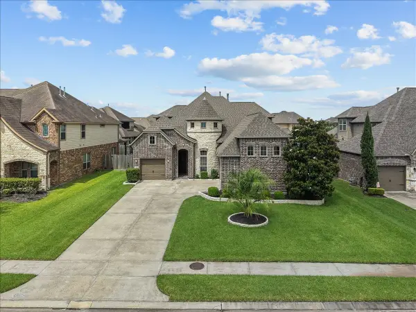 1326 Elkins Hollow Lane, League City, TX 77573