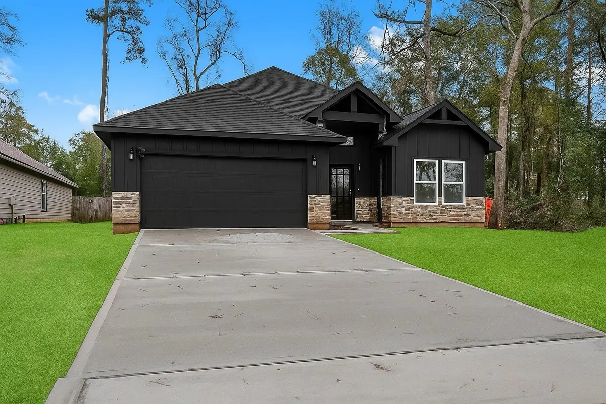 15479 Arrowhead Loop W, Willis, TX 77378 - Image #1