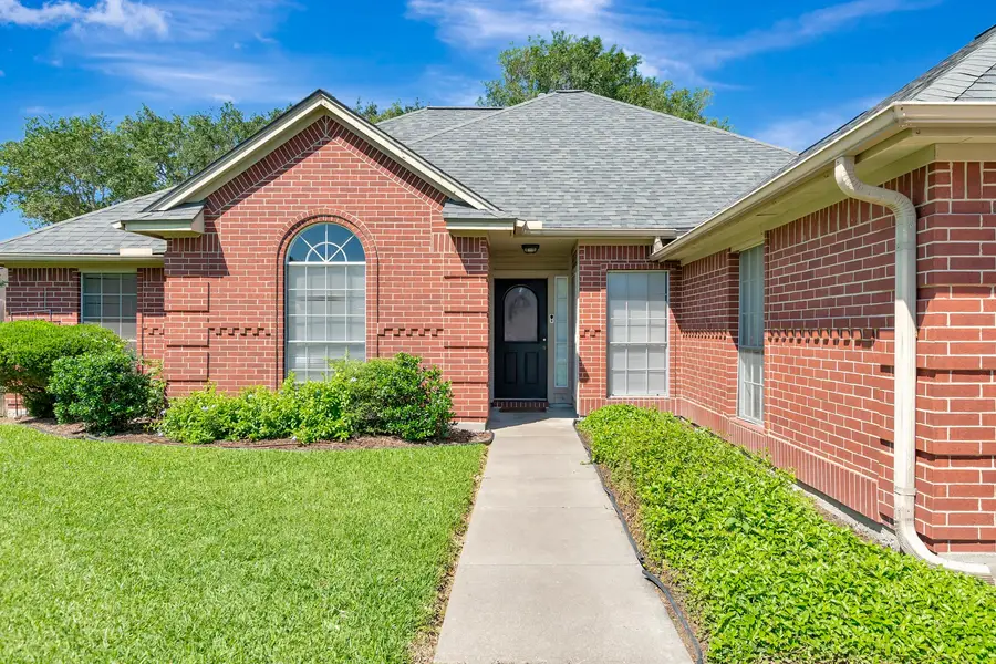103 Ashland Creek, Victoria, TX 77901 - #2