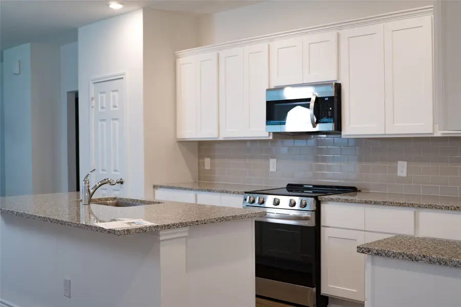 507 Oak Chase Avenue, Dayton, TX 77535 - #3