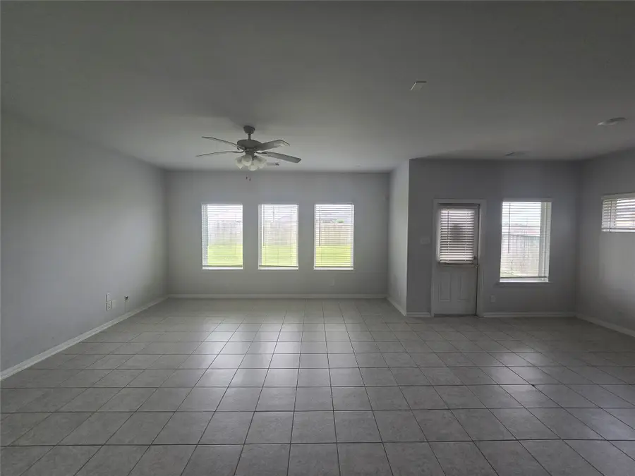 4707 Painted Bunting Lane, Baytown, TX 77521 - #3