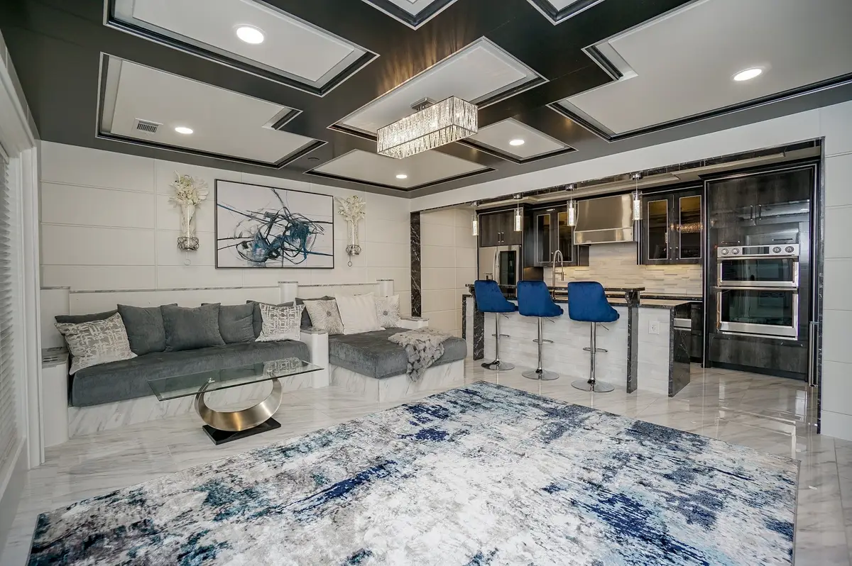 5711 Sugar Hill Drive Drive #29, Houston, TX 77057 - Image #1