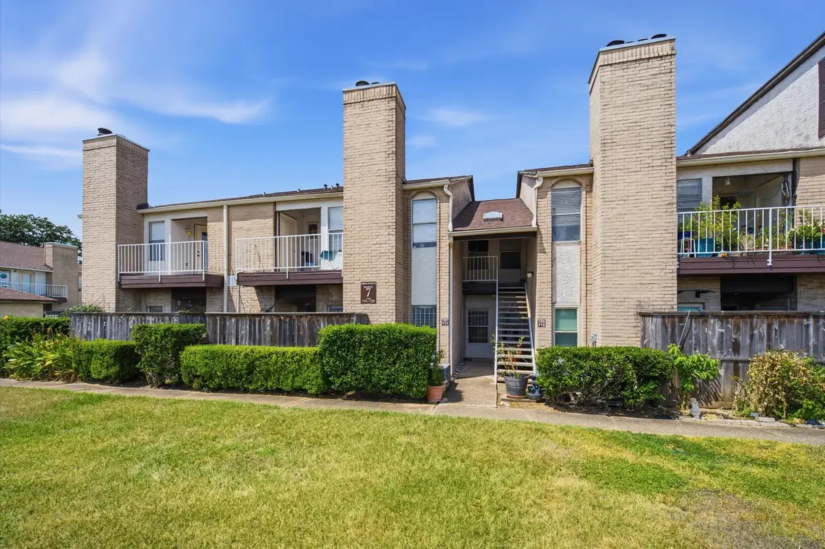 2011 Spenwick Drive #717, Houston, TX 77055 - #1
