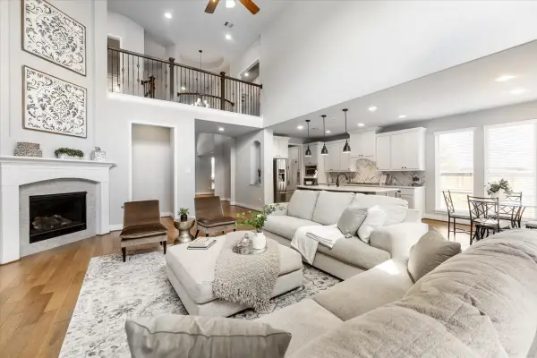 18843 Collins View Dr Drive, New Caney, TX 77357