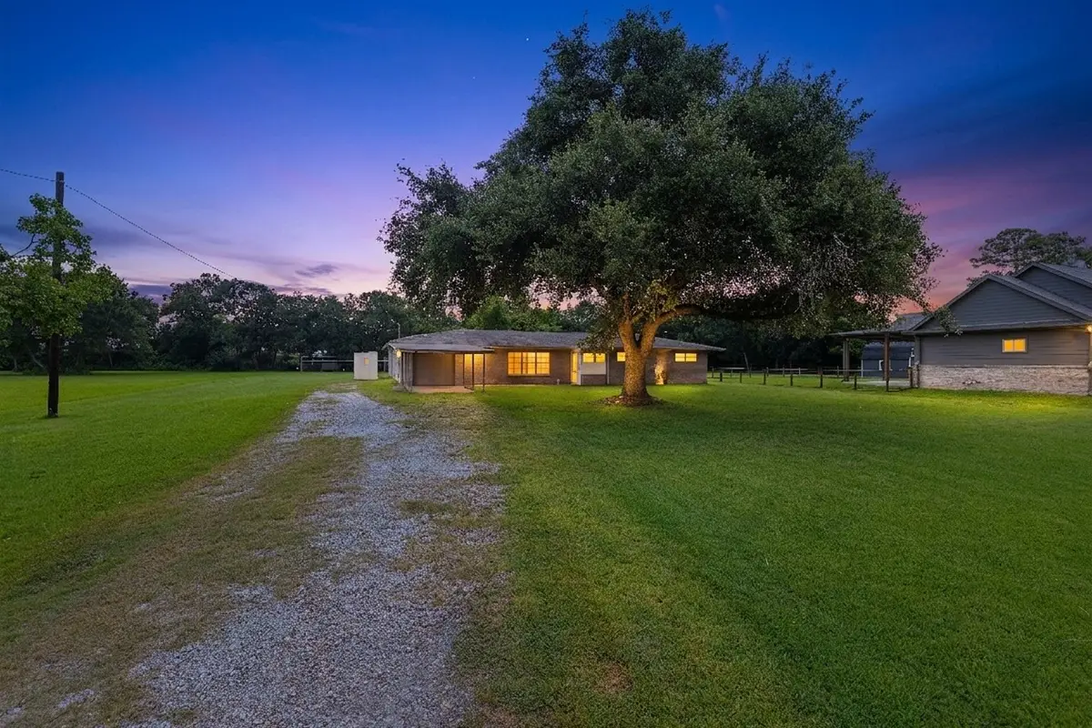 110 Mustang Drive, Alvin, TX 77511 - #1