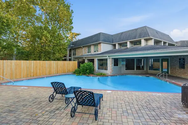 2224 S Piney Point Road #222, Houston, TX 77063