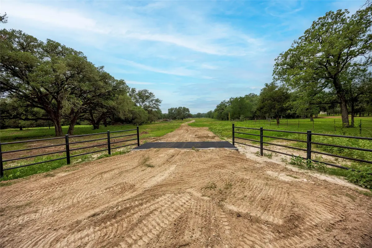 2570 Burke Road, Flatonia, TX 78941 - #1