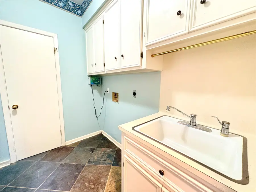 10211 State Highway 35 N, Van Vleck, TX 77482 - #3