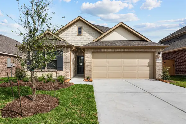 8438 Jetty Glen Drive, Cypress, TX 77433