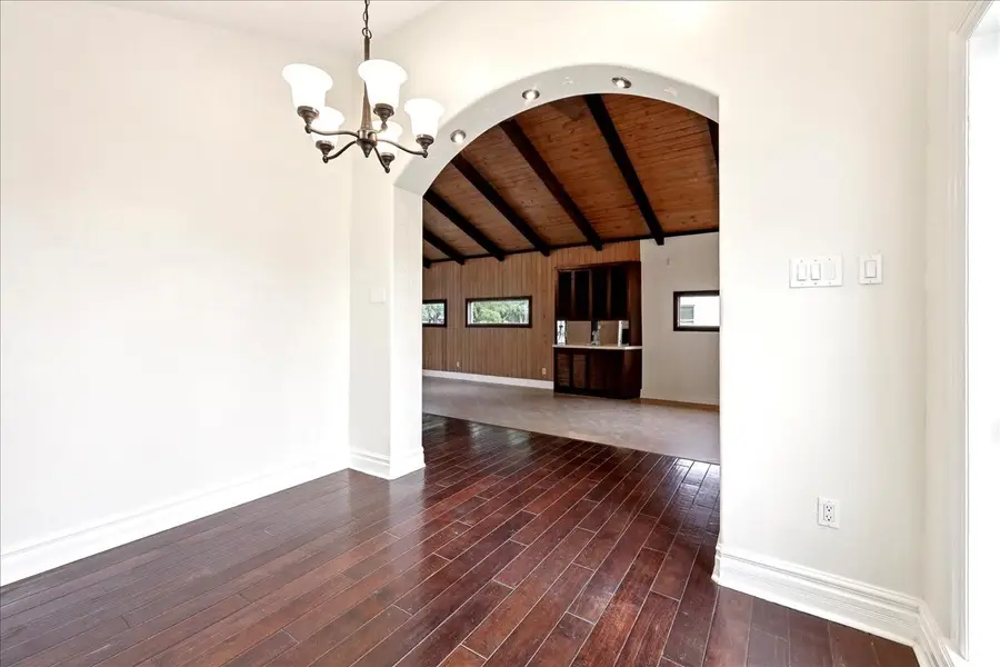 155 Central Caldwood Drive, Beaumont, TX 77707 - Image #3