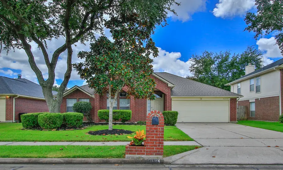 5013 Parkcrest Drive, La Porte, TX 77571 - #2