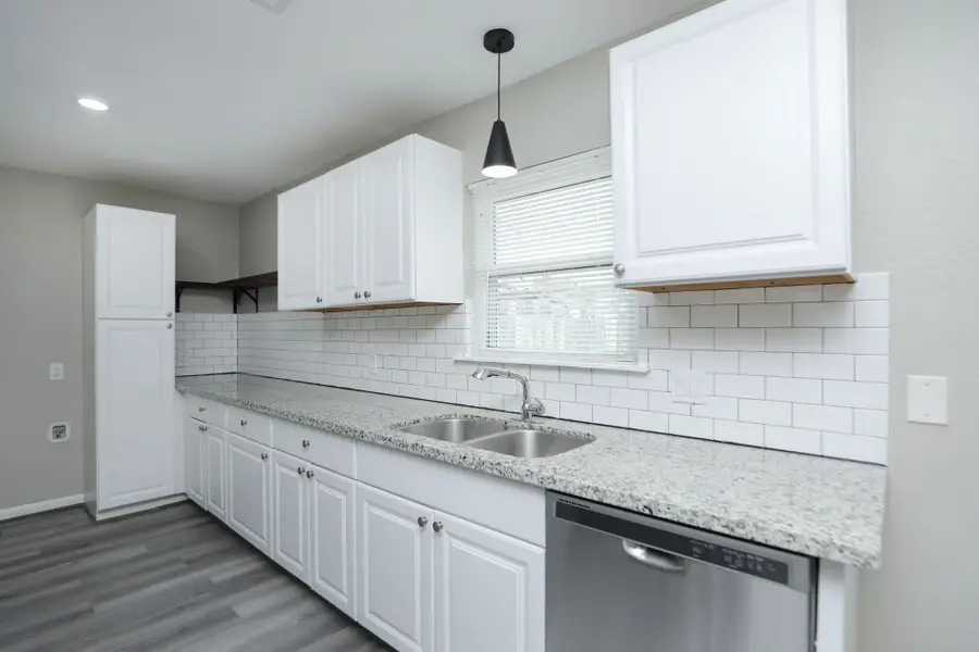 9211 Vinearbor Street, Houston, TX 77033 - #2