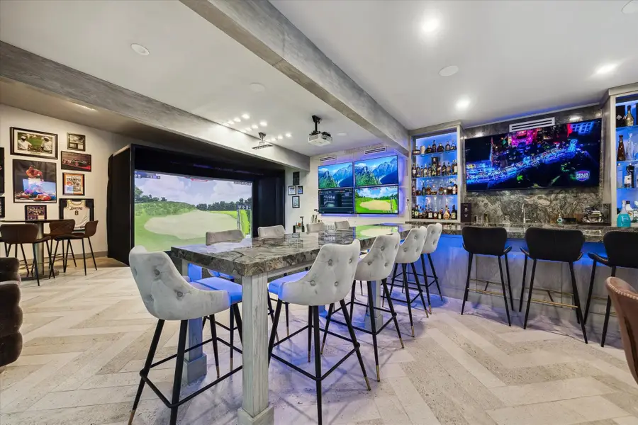 8 E Rivercrest Drive, Houston, TX 77042 - Image #3