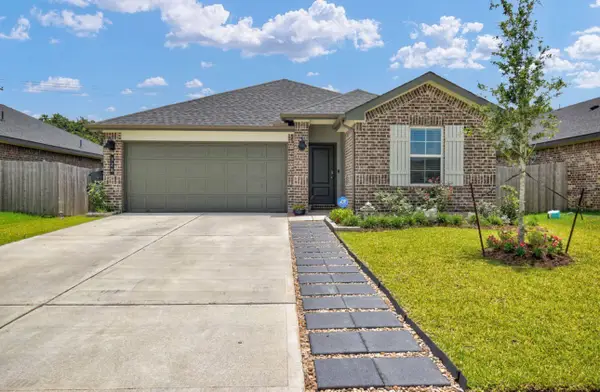 328 Amy Street, Angleton, TX 77515