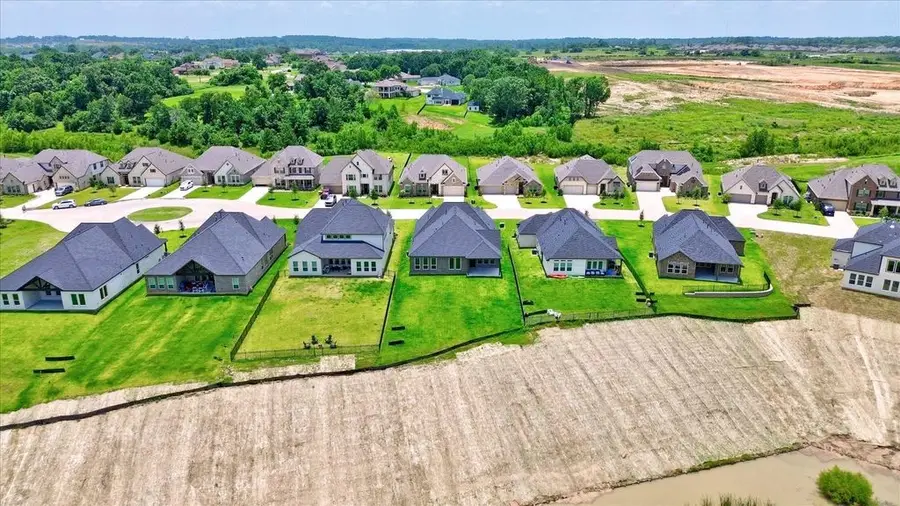 157 Peninsula Point Drive, Montgomery, TX 77356 - #2