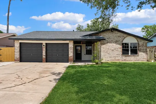 12119 Crystalwood Drive, Houston, TX 77013