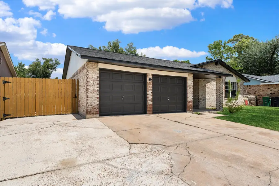 12119 Crystalwood Drive, Houston, TX 77013 - #3