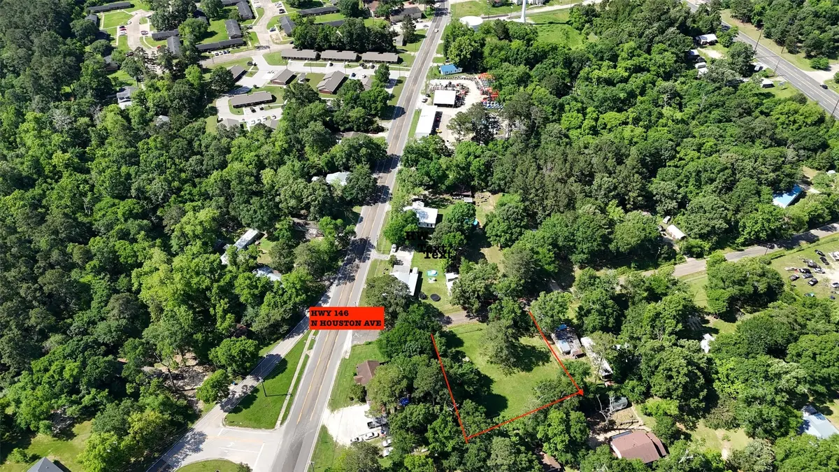 211 C Street, Livingston, TX 77351 - Image #1