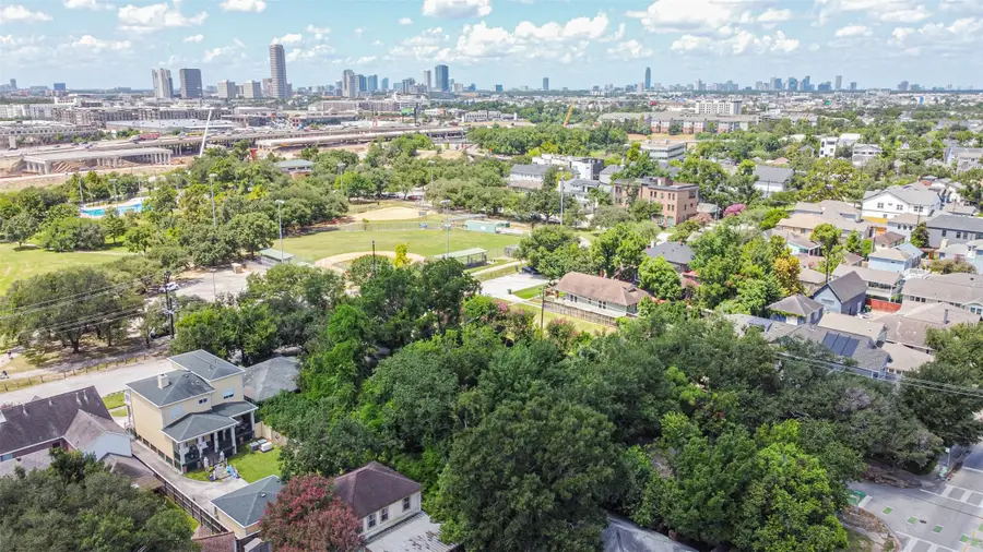 2434 White Oak Drive, Houston, TX 77009 - #3