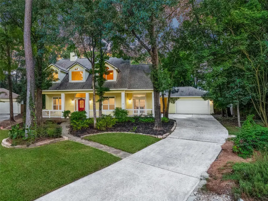 255 S Crimson Clover Court, The Woodlands, TX 77381 - Image #2