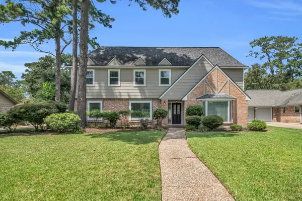 11914 Moorcreek Drive, Houston, TX 77070