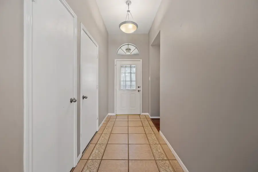 18930 Dee Woods Drive, Humble, TX 77346 - Image #3