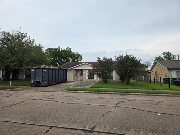 14423 Waterloo Drive, Houston, TX 77045