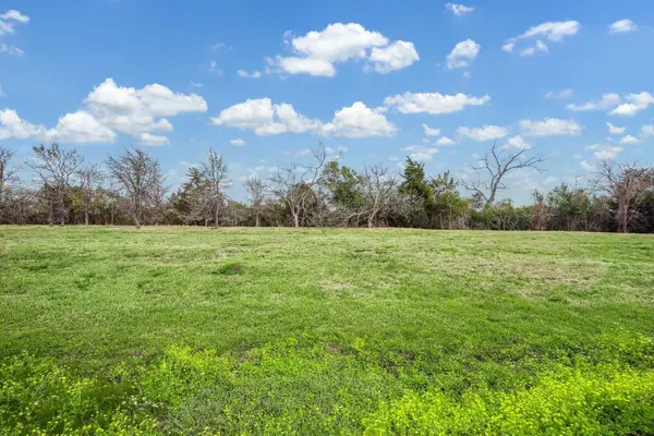 290 Marina View Drive, Webster, TX 77598