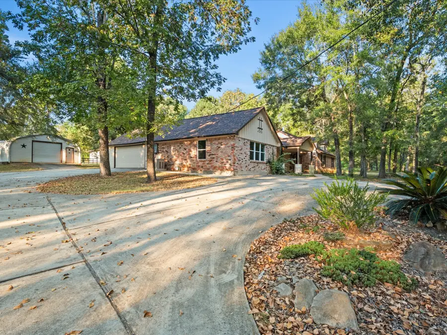 2004 Northshore Drive, Conroe, TX 77304 - Image #2