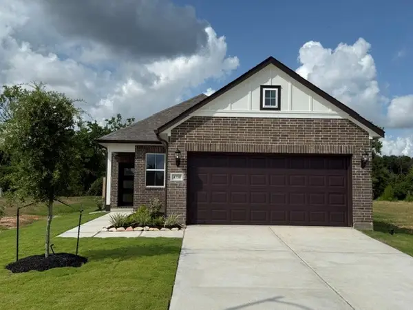 4710 Magnolia Montoya Drive, Pinehurst, TX 77362