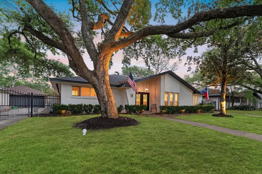 5511 Queensloch Drive, Houston, TX 77096 - Image #2