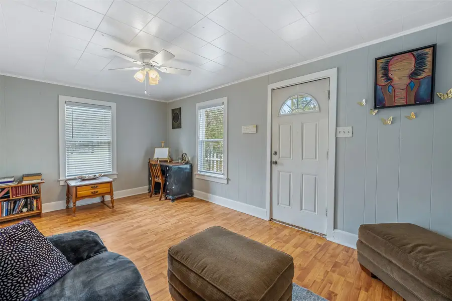 312 E Murchison Street, Palestine, TX 75801 - #2