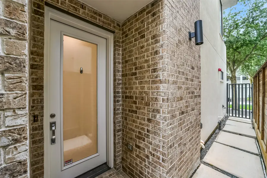 716 W Drew Street, Houston, TX 77006 - #3