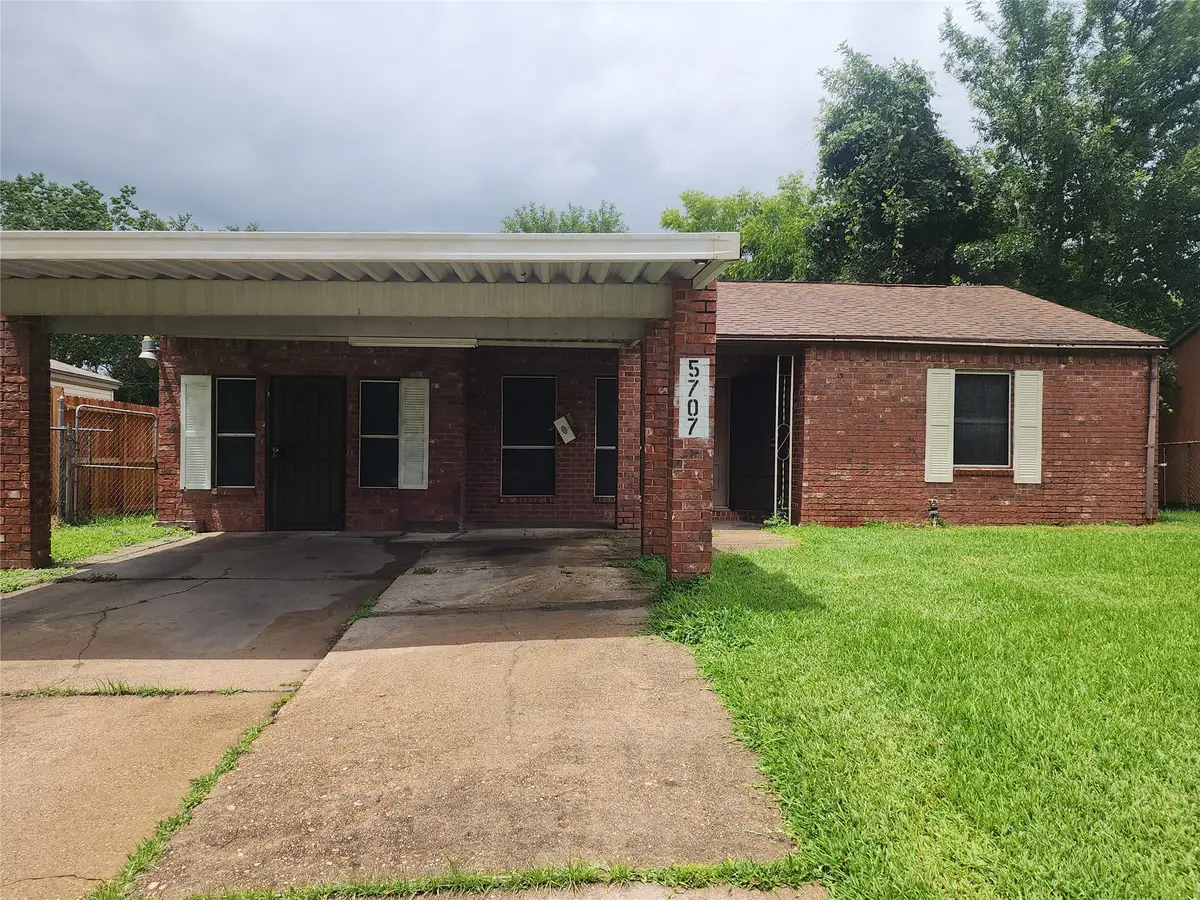 5707 Groveton Street, Houston, TX 77033 - #1