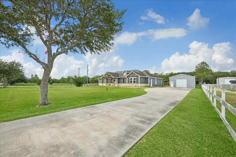 4726 Smith Road, Alvin, TX 77511 - #2