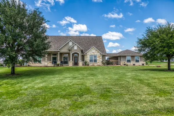 586 Ruby Drive, Bellville, TX 77418