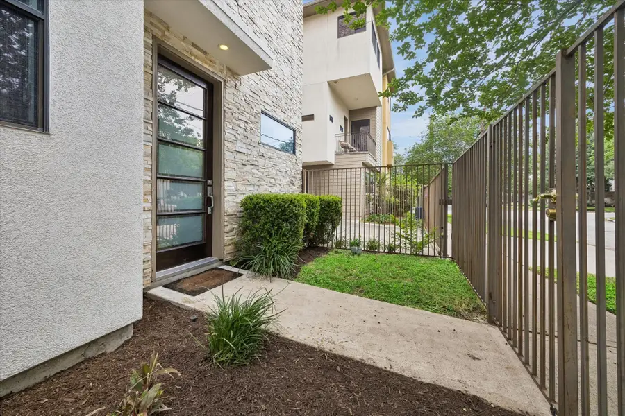 4611 Austin Street #C, Houston, TX 77004 - #2