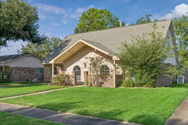 3111 Apple Drive, Missouri City, TX 77459