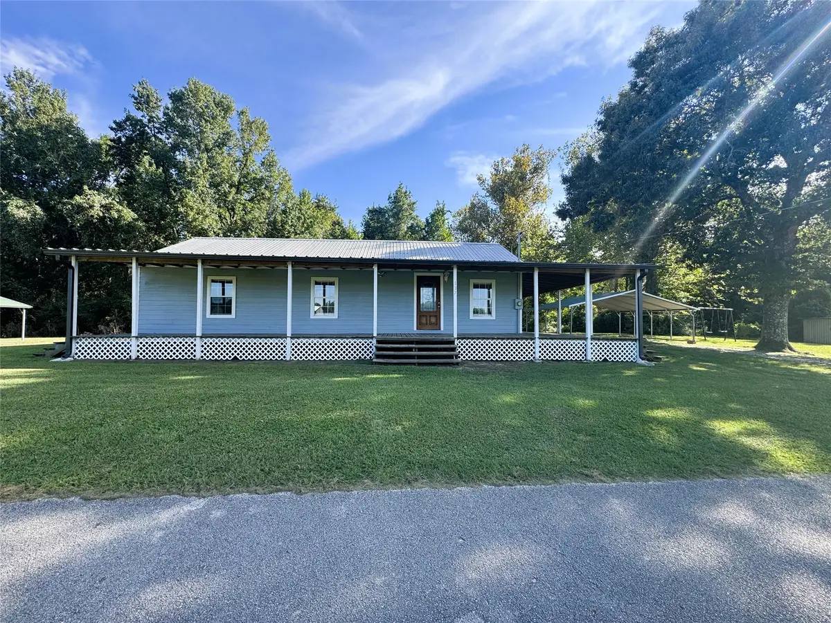 137 County Road 2090, Liberty, TX 77575 - #1