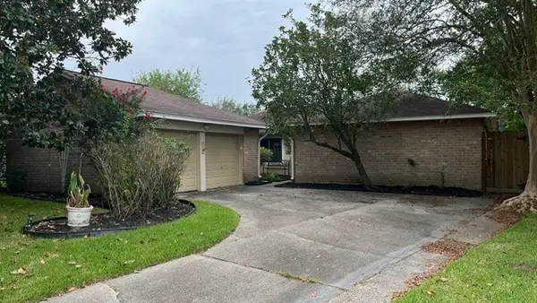 5822 Fallengate Drive, Spring, TX 77373