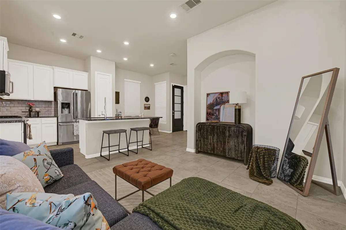 5104 Chapel Heights Dr Drive, Houston, TX 77018 - #1