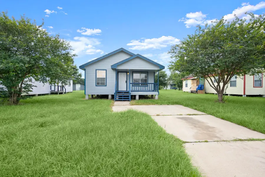 1935 1st Street, Hempstead, TX 77445 - #2