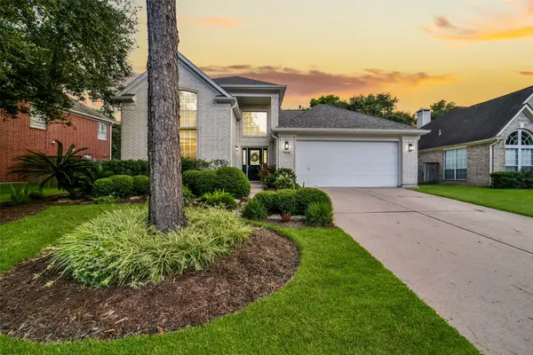 6702 Springcrest Drive, Sugar Land, TX 77479