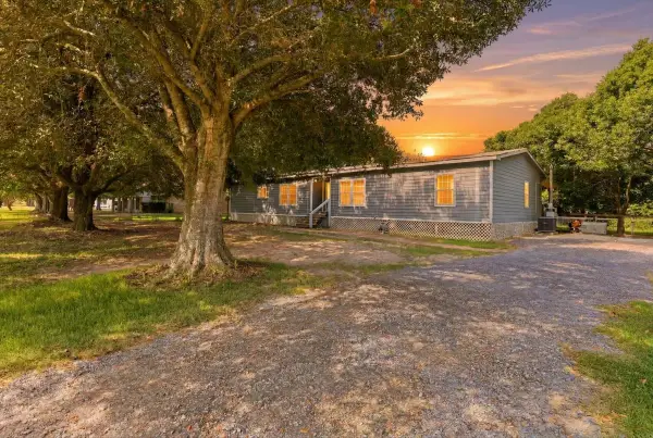 11966 Louis Drive, Beaumont, TX 77705