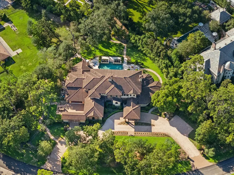 327 E Friar Tuck Lane, Houston, TX 77024 - #3
