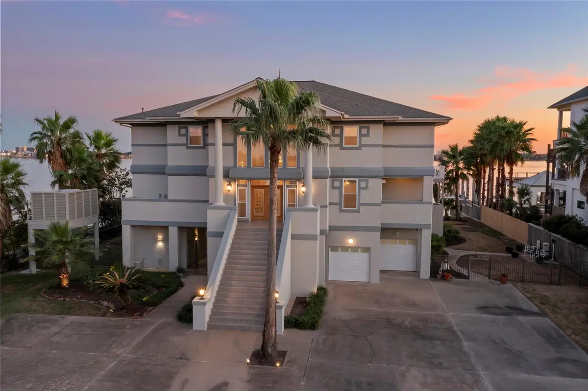 7123 Broadway Street, Galveston, TX 77554 - #1