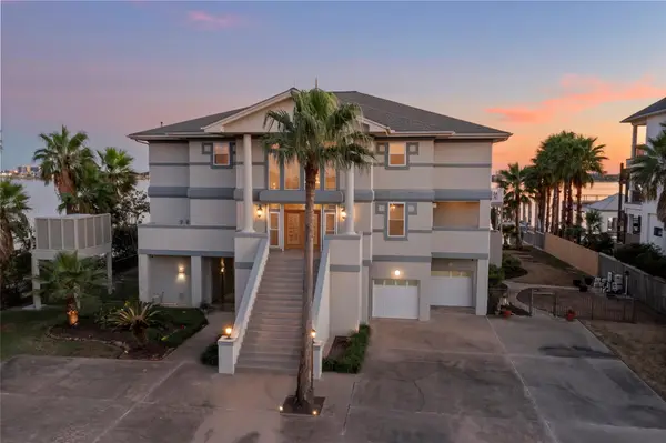 7123 Broadway Street, Galveston, TX 77554