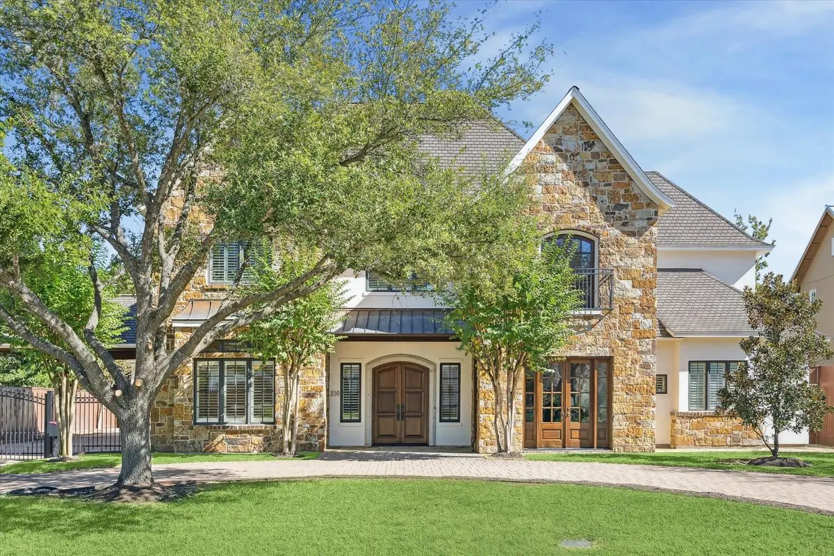 210 Glenwood Drive, Houston, TX 77007 - Image #1