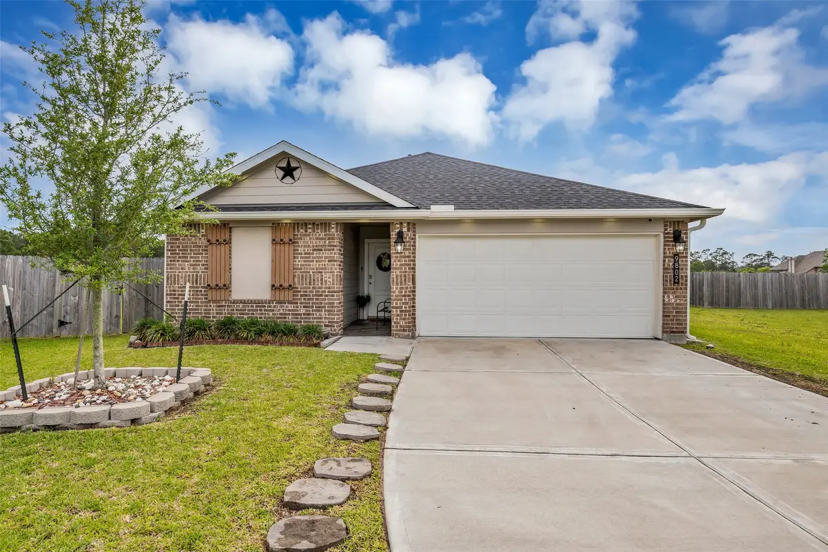 9802 Palm Royal Drive, Baytown, TX 77521 - #1