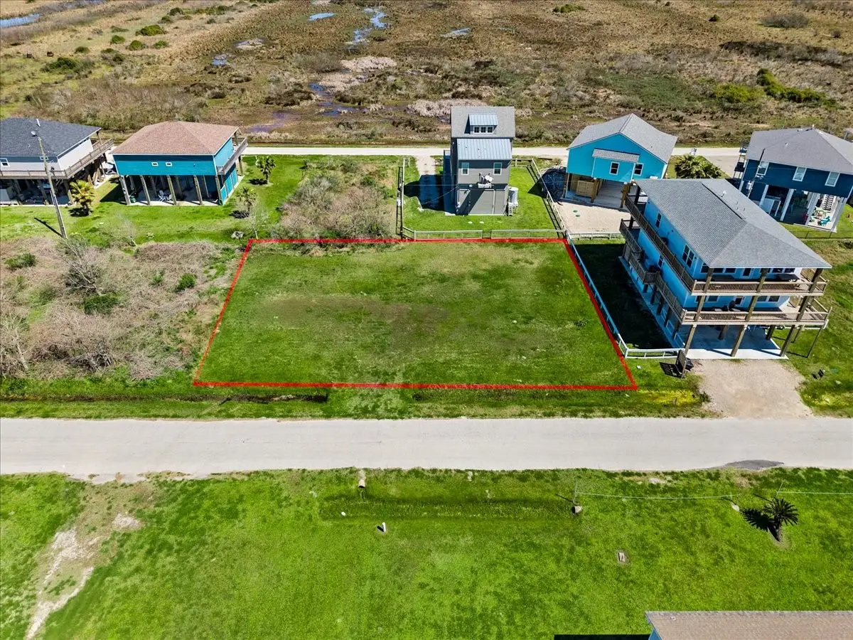 938 Melody Lane, Crystal Beach, TX 77650 - #1